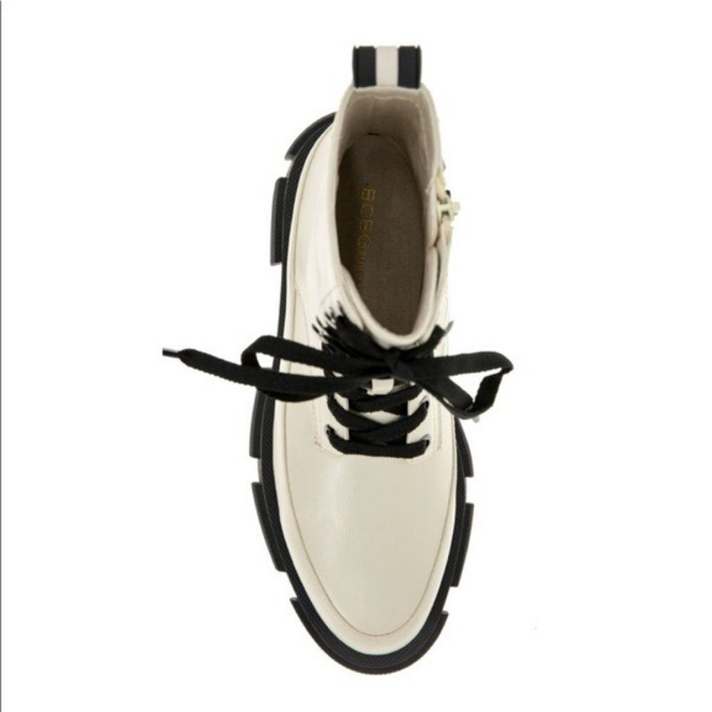 BCBGeneration White Faux Leather Lace Up Lug Sole Platform Combat Boot NWT 7.5 - Picture 5 of 7